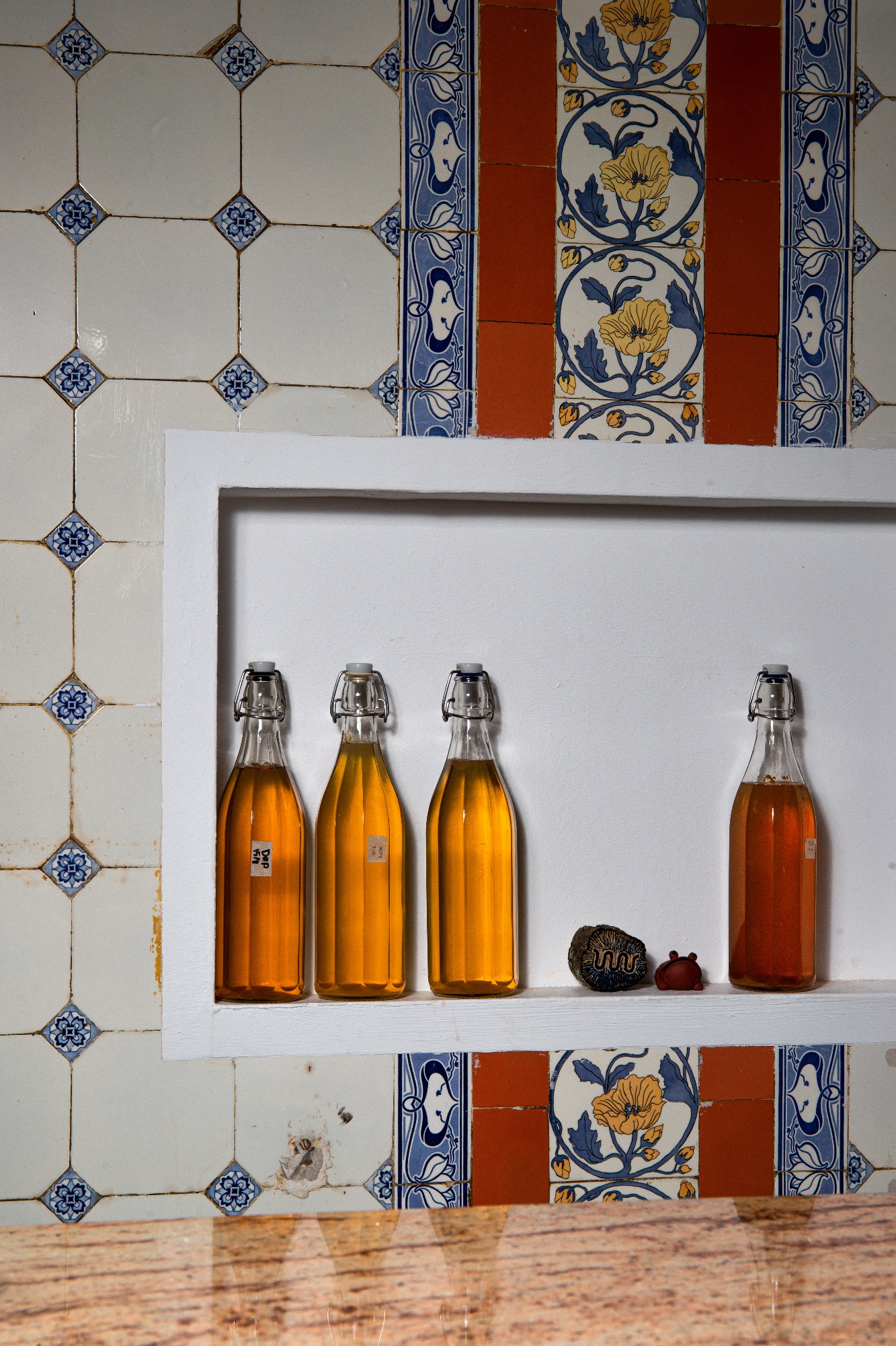 Kombucha wartet darauf, verkostet zu werden